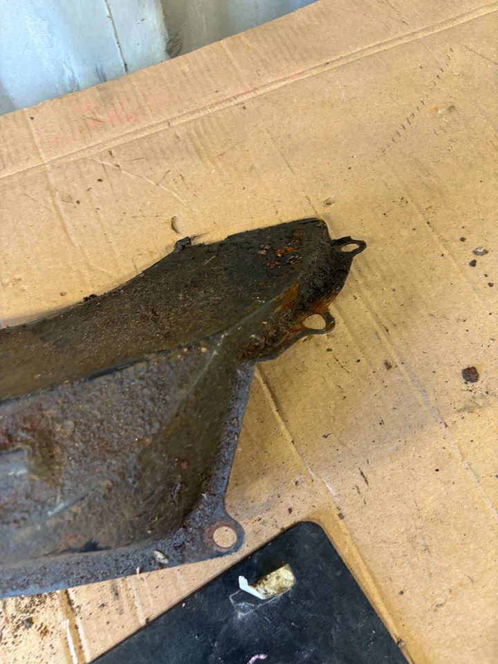 1995 1996 1997 FORD TRUCK F250 F350 7.3 POWERSTROKE AUTOMATIC TRANSMISSION COVER - Image 4 of 4