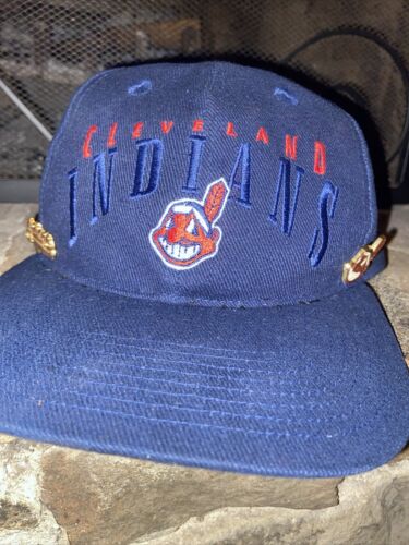Cleveland Indians Hat. With 2 Vintage Hat Pins!!!! - Picture 2 of 6