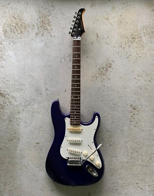 Silvertone SS11 Electric Guitar 2003 Stratocaster Purple | eBay