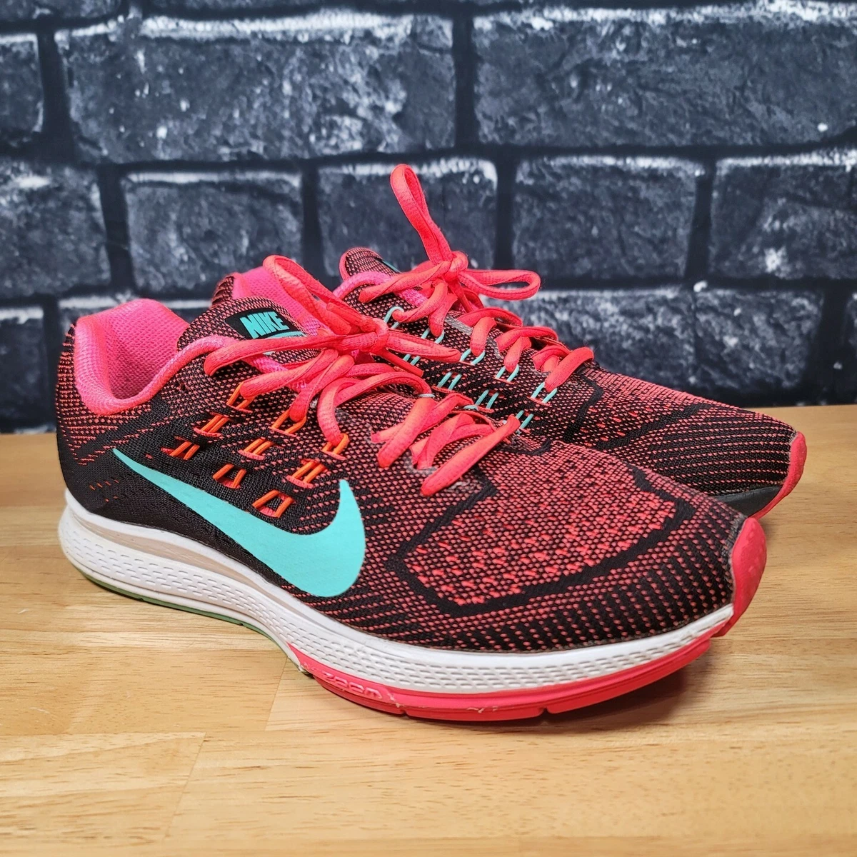 Nike structure 18 outlet women