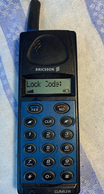 Retro Ericsson GA628 - GSM Handy (blau/schwarz) - ERSATZTEILSPENDER