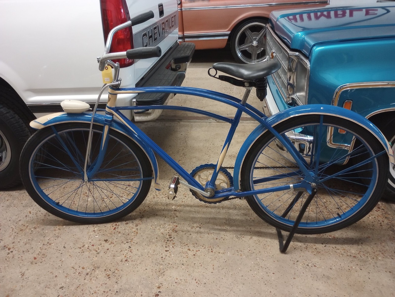 1938 Hawthorne 5 Bar Bicycle (1100.00 USD)