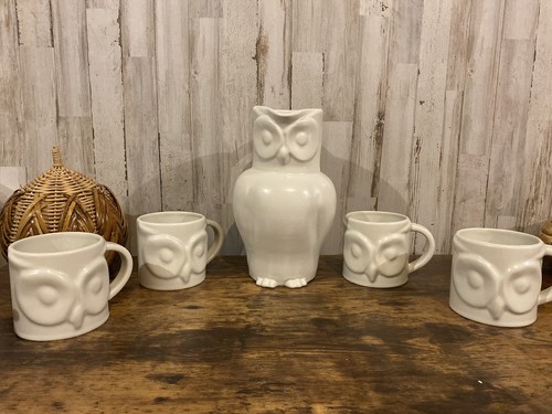 Pottery Barn Owl Pitcher with Mugs - Picture 1 of 8