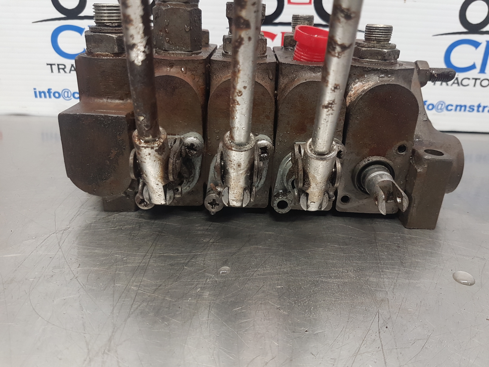 Ford New Holland Case, Massey Ferguson, Kontak Spool Valve assy 1522