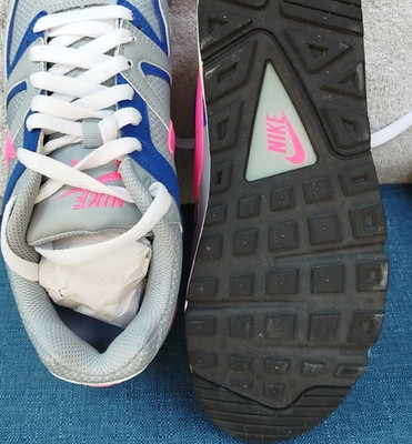 Nike Air Max Damen Sneaker Grau/Blau/Rosa Air-Sohle EU 39 UK 5,5