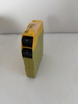 PILZ PN0Z S4 24VDC 3n/o 1n/c SAFETY RELAY Ident. No: 751104