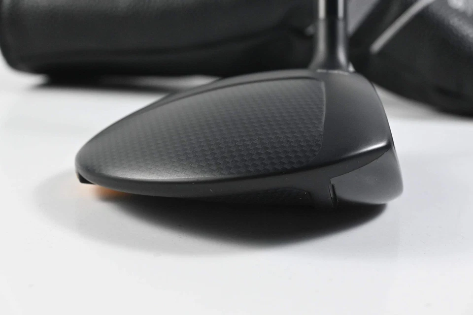 Tour Edge E525 #5 Wood / 19 Degree / Regular Flex UST Mamiya Helium 55 Shaft - Image 3 of 4