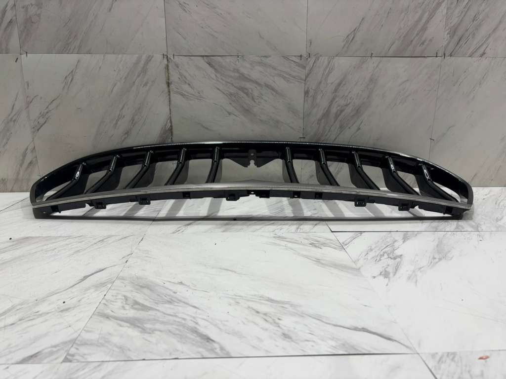 2022 2024 MASERATI GHIBLI MODENA S GRILLE OEM FRONT CENTER GRILL 670151257