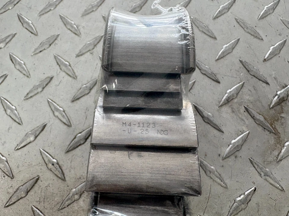 73-84 Land Cruiser 2F Engine Crankshaft Main Bearing Set  NOS 25mm .010 - Image 3 of 3