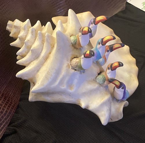 Vintage Sergio Bustamonte Style Baby Toucans & Conch Shell Pottery Sculpture - Picture 2 of 7