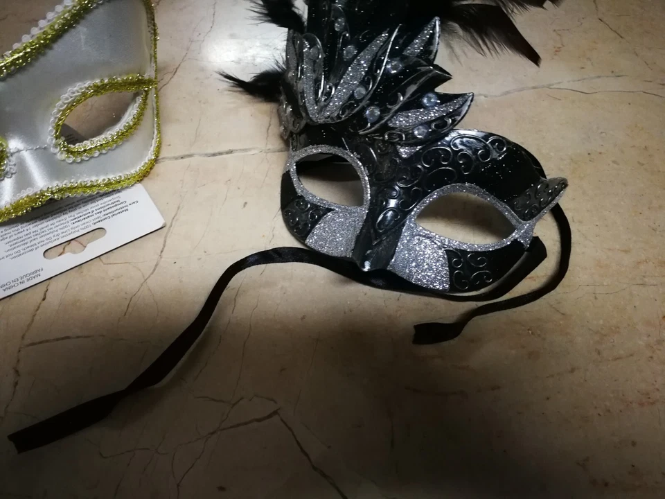 NWT (2) Masks, White & Gold, Black And Silver Satin Mardi Gras/Ball Masks. - Image 2 of 3