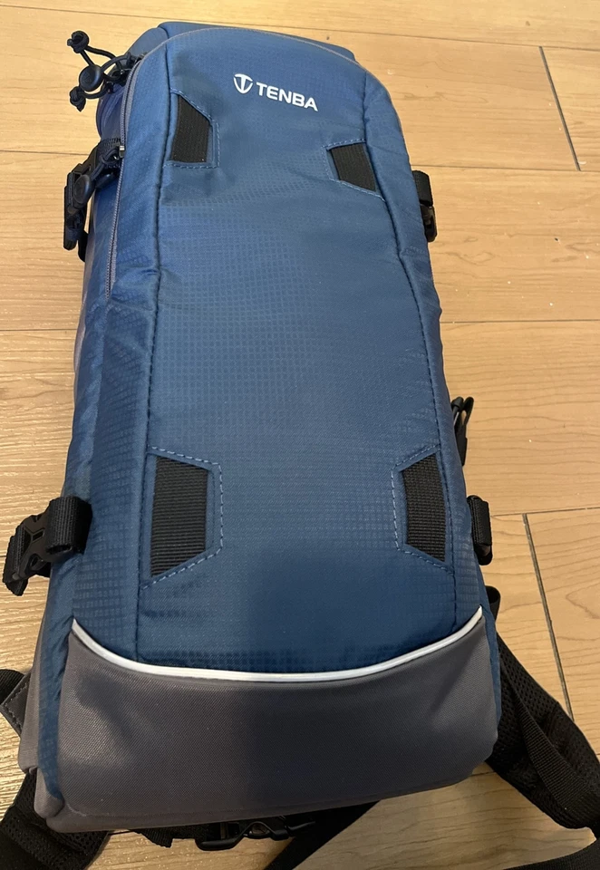 NWOT Tenba Solstice Blue 12L All-day carrying comfort and protection Camera Bag - Image 2 of 4
