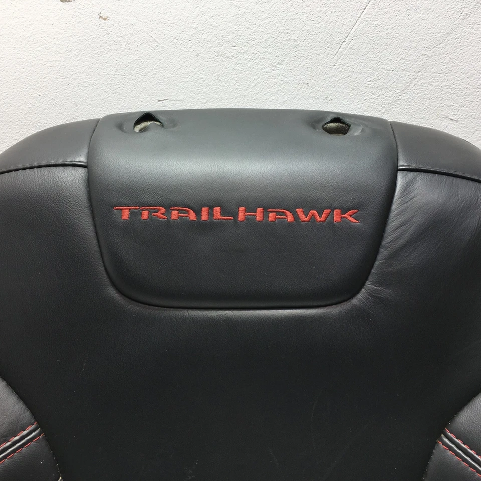 2014 Jeep Cherokee Front Passenger Seat Back Cover Cushion Black Leather OEM - Image 3 of 4