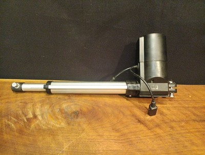 Supply Chain Linear Actuator Scm101 30vdc, 5a Tested & Working 
