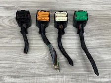 2006 Chrysler Sebring SE 2.4L 4 Cyl ECM ECU Wiring Harness Plug Connector OEM.