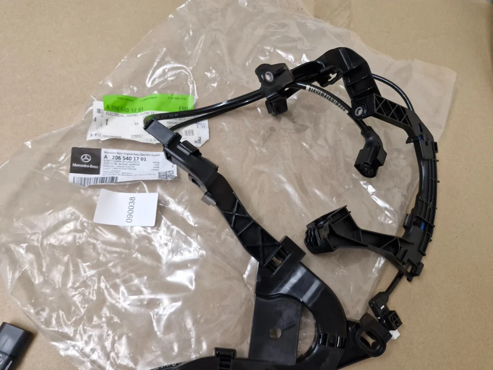 Mercedes W206 S206 Rear Right ABS Wiring Harness A2065401701 Genuine NEW - Image 3 of 4