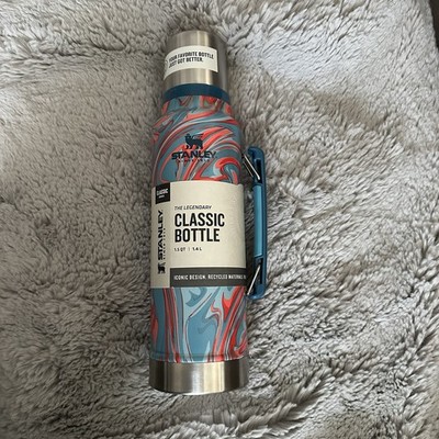 STANLEY CLASSIC LEGENDARY BOTTLE 1.5 QT ICONIC Blue Red SWIRL DESIGN New