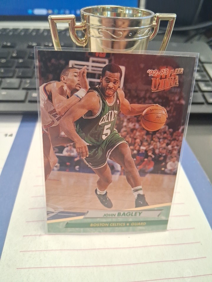 1992-93 Fleer Ultra Basketball Card #8 John Bagley  Boston Celtics    