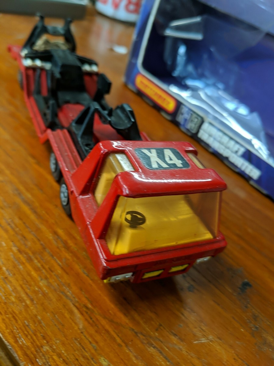 MATCHBOX マッチボックス K-13 エアークラフト トランスポーター s-l400.jpg