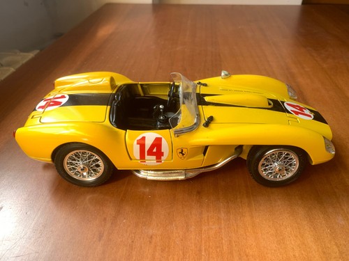 FERRARI 250 TESTA ROSSA LE MANS n. 14 (1957) 1:18 BBURAGO - Foto 3 di 7