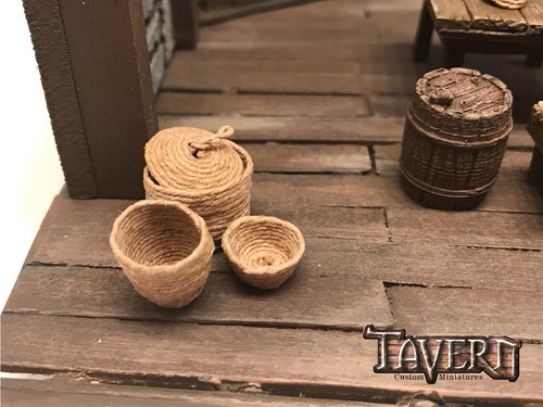 Basket 10 Pack for D&D Pathfinder 100% Handmade Fully Painted Tavern Miniatures - Picture 3 of 4
