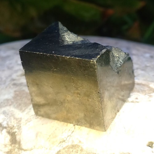 Skuriler Pyritwürfel 0,1Kg Rohstein aus Navajun Pyrit Zen Selbsterkenntnis Nr.1 - Bild 3 von 7