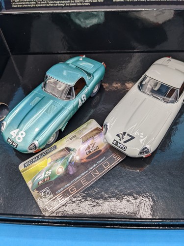 Scalextric C3898a Goodwood International Sussex trophy Legends Limited Edition - Picture 4 of 5