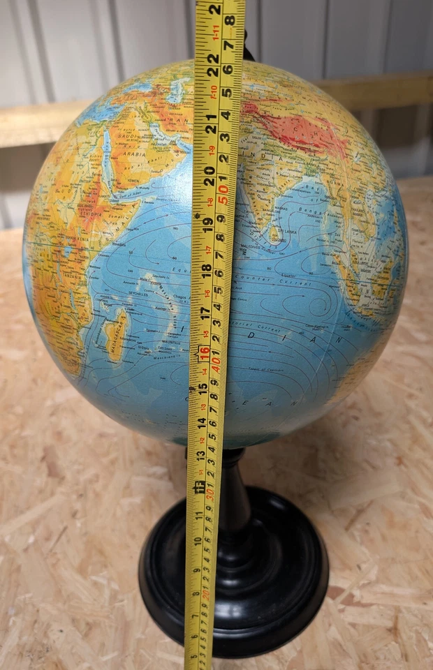 Greaves & Thomas Globe - Blue Water - 30cm - Excellent Condition - Image 3 of 4