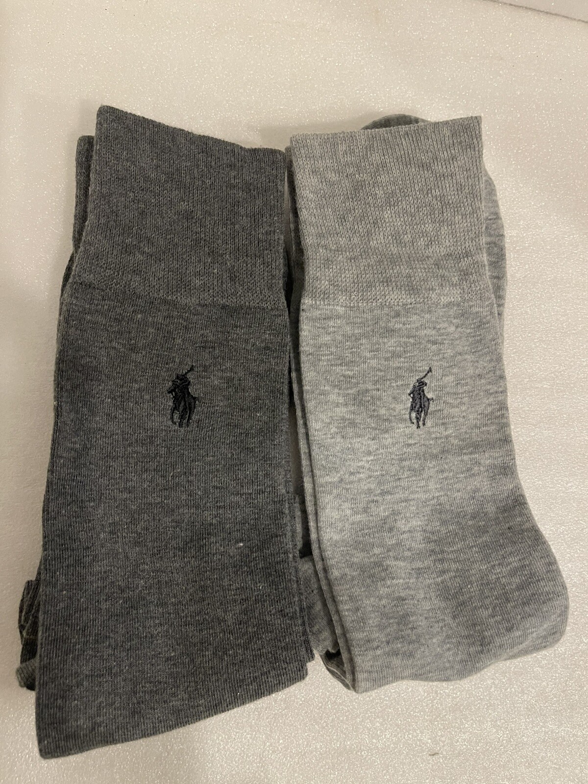 Ralph Lauren Polo Uomo Crew Vestito Calzini Due Paia Grigio Scuro Chiaro Nuovi Senza Etichetta Logo Pony