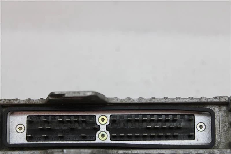 Used Engine Control Module (ECM) fits: 1996 Mercedes-benz Mercedes c-class 202 T Foto 3 de 4