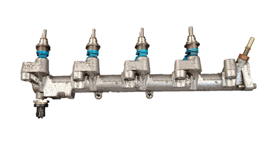 じょー　3.7.8 MAZDA 3 / CX-7 2.3 High Pressure Fuel RAIL AND INJECTOR OEM JDM