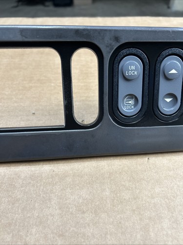 1988-1994 Chevy GMC Truck Power Window Lock Switch Trim & Door Bezel DRIVER SIDE - Picture 8 of 21