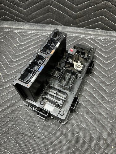 2011-2014 Dodge Avenger Chrysler 200 Fuse Box Body Control Module P04692346AE - Picture 7 of 7