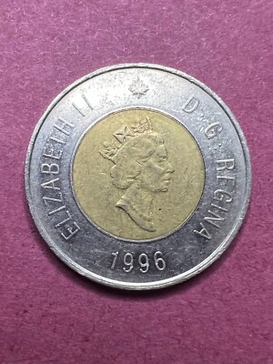 1996 Canadian 2 Dollar Coin Queen Elizabeth II Regina Canada Polar