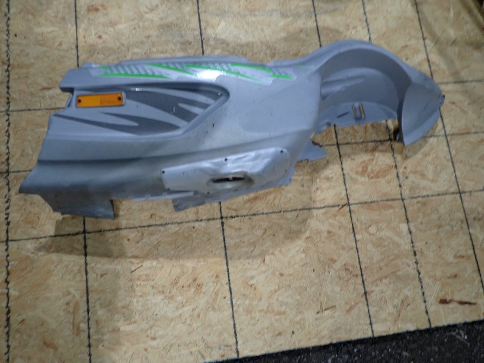 Arctic Cat Snowmobile 1706390 Belly Pan RH (Silver) 01'07' ZR ZL Z