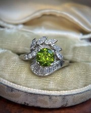 2.22Ct Round Lab-Created Peridot Cluster Engagement Ring 925 Sterling Silver