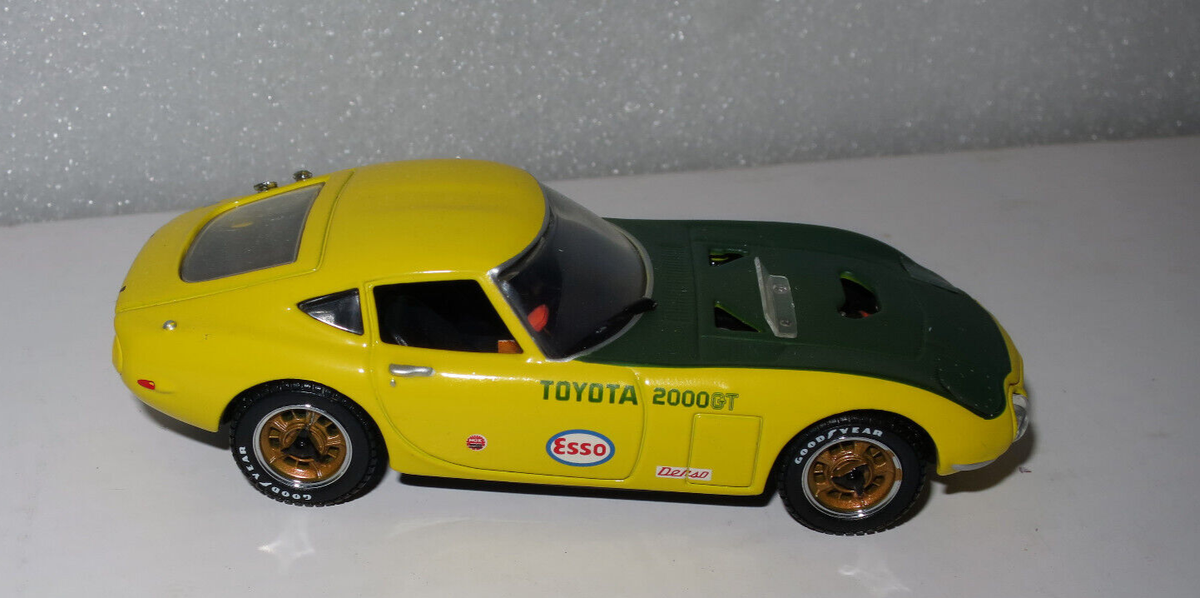 特価 hpi racing (1/43) トヨタ 2000GT 前期 HPI racing 1/43 2000GT