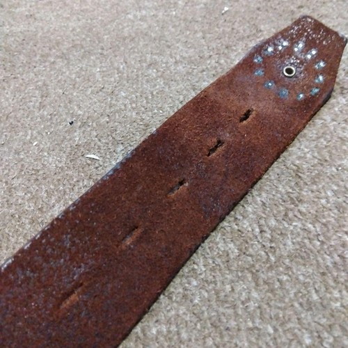 Cintura in pelle marrone 32 pollici HTC borchiata vita nera 4 cm usata - Foto 11 di 20