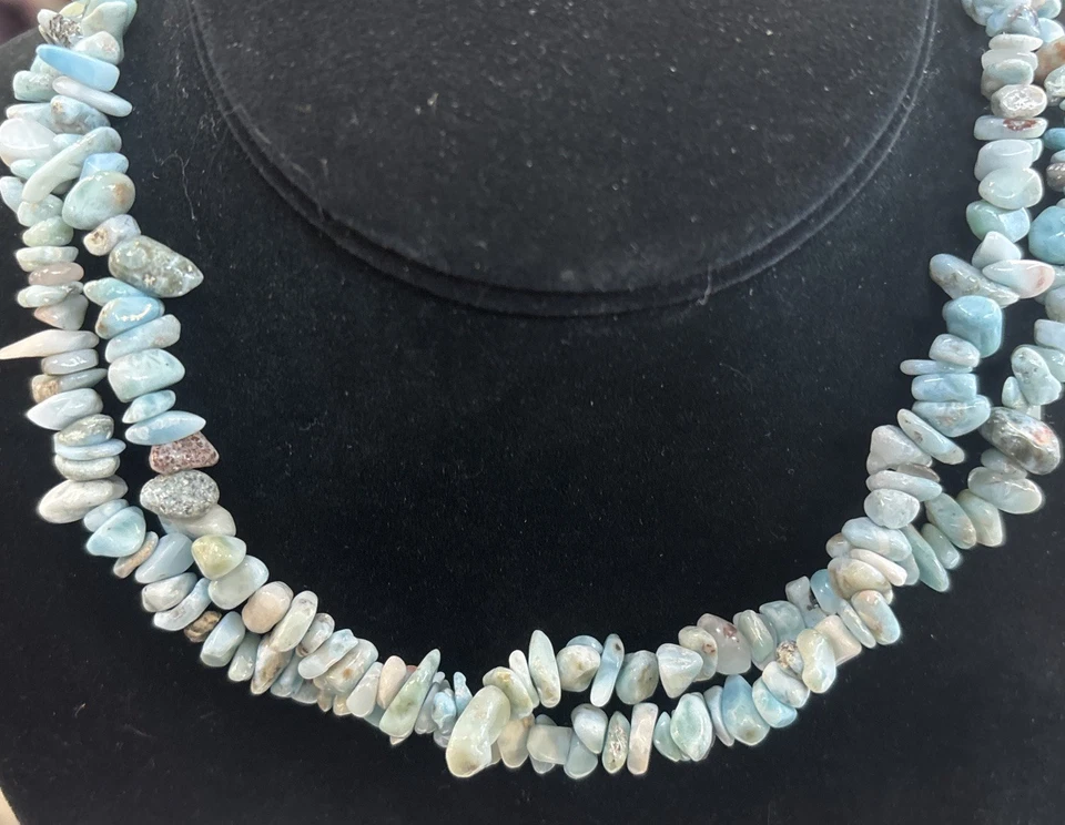 Cuentas Larimar chip hebra 36 pulgadas Foto 2 de 3