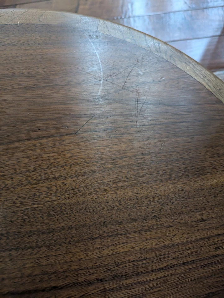 二巷感知圆形两张桌子中世纪 — 第 4/4 张图片