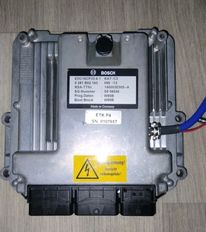 Calculateur moteur programmable boîtier aluminium étanche IP66 pour compétition