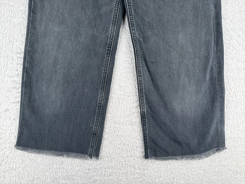 Pantalones de mezclilla para mujer Asos 30 negros pierna ancha mezcla de algodón tiro alto dobladillo crudo algodón 30x32 Foto 2 de 4