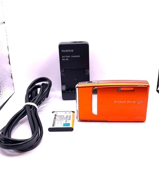 [NEUWERTIG] FIJIFILM FinePix Z10 fd orange kompakte Digitalkamera aus Japan - Bild 1 von 4