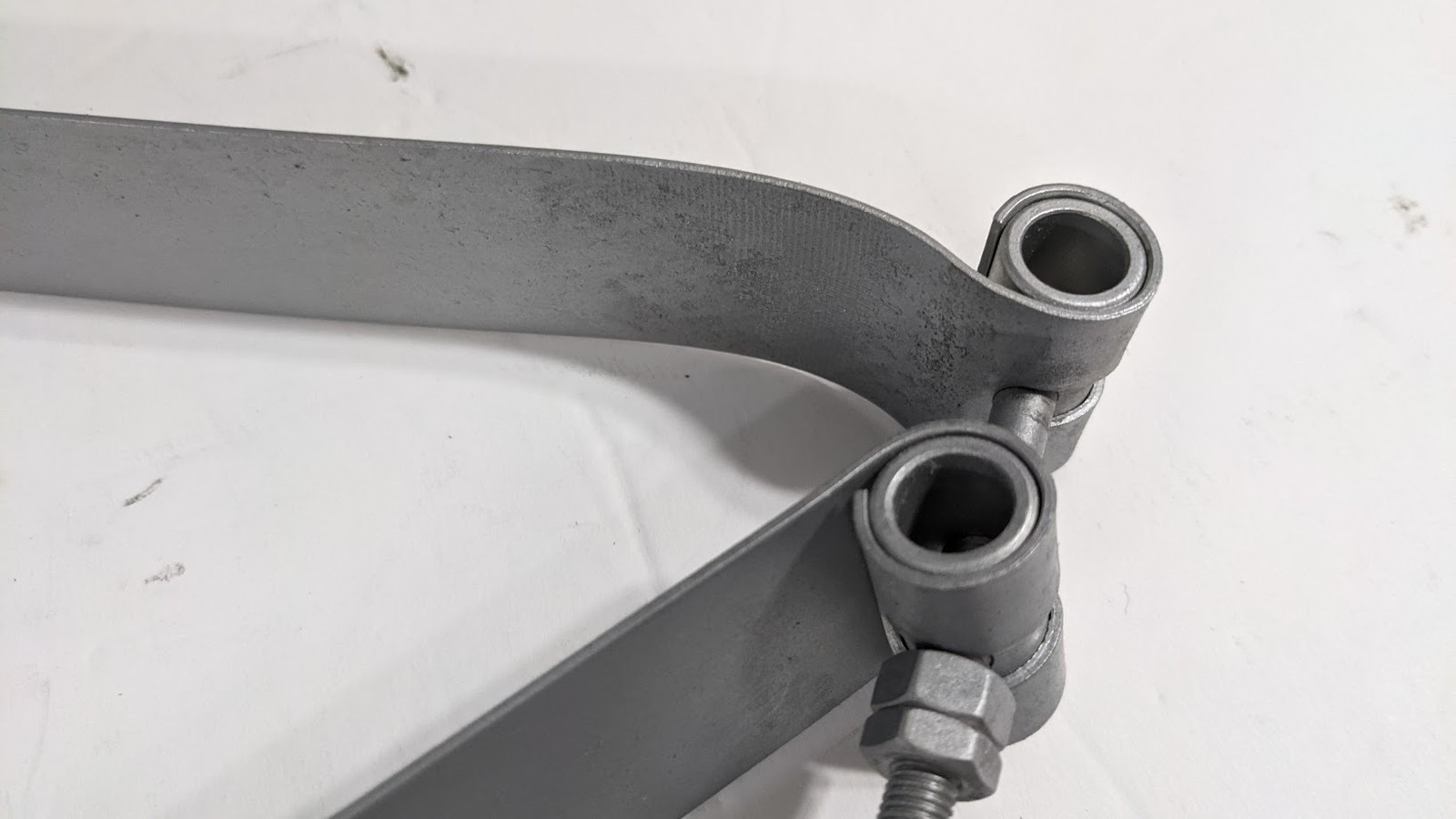 ROLLS ROYCE SILVER SHADOW FUEL TANK RETAINING STRAP UR19864 AND UR19865