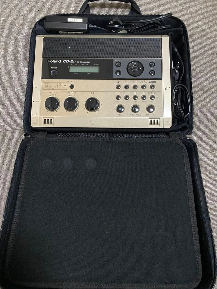 Roland CD-2u SD/CD Recorder w/ Case Adapter Tested Excellent 100V Japan - Image 2 of 4