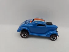 Hot Wheels Redline Neet Streeter