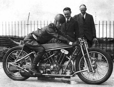 OEC JAP world record racer Joe Wright 1930 Arpajon F speed days press photo