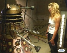 Billie Piper Sexy Doctor Who Autographed Signed 8x10 Photo ACOA