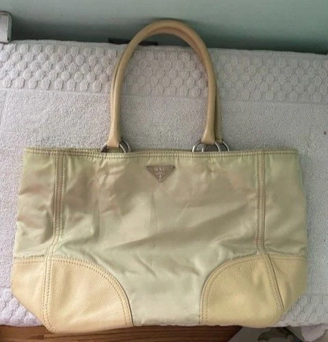 Borsa Prada Vintage Tessuto Bordi e Manici in Pelle Borsa a Tracolla Beige