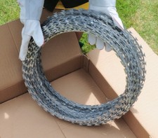 Natodraht-Stacheldraht